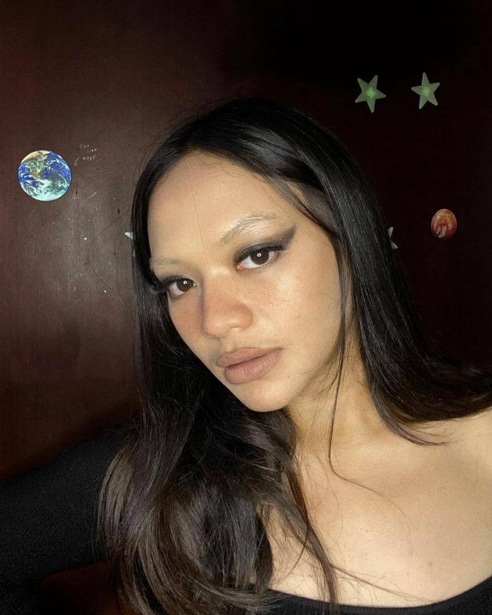 Amel Carla (instagram.com/amelcarla)