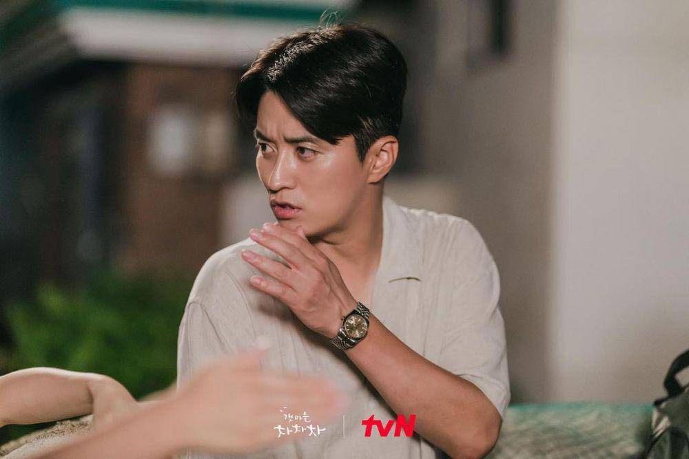 In Gyo Jin sebagai Jang Yeong Guk di Hometown Cha-Cha-Cha (instagram.com/tvn_drama)
