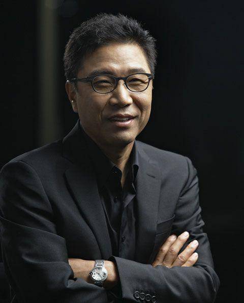 profil pendiri SM Entertainment, Lee Soo Man (twitter.com/allkpop)