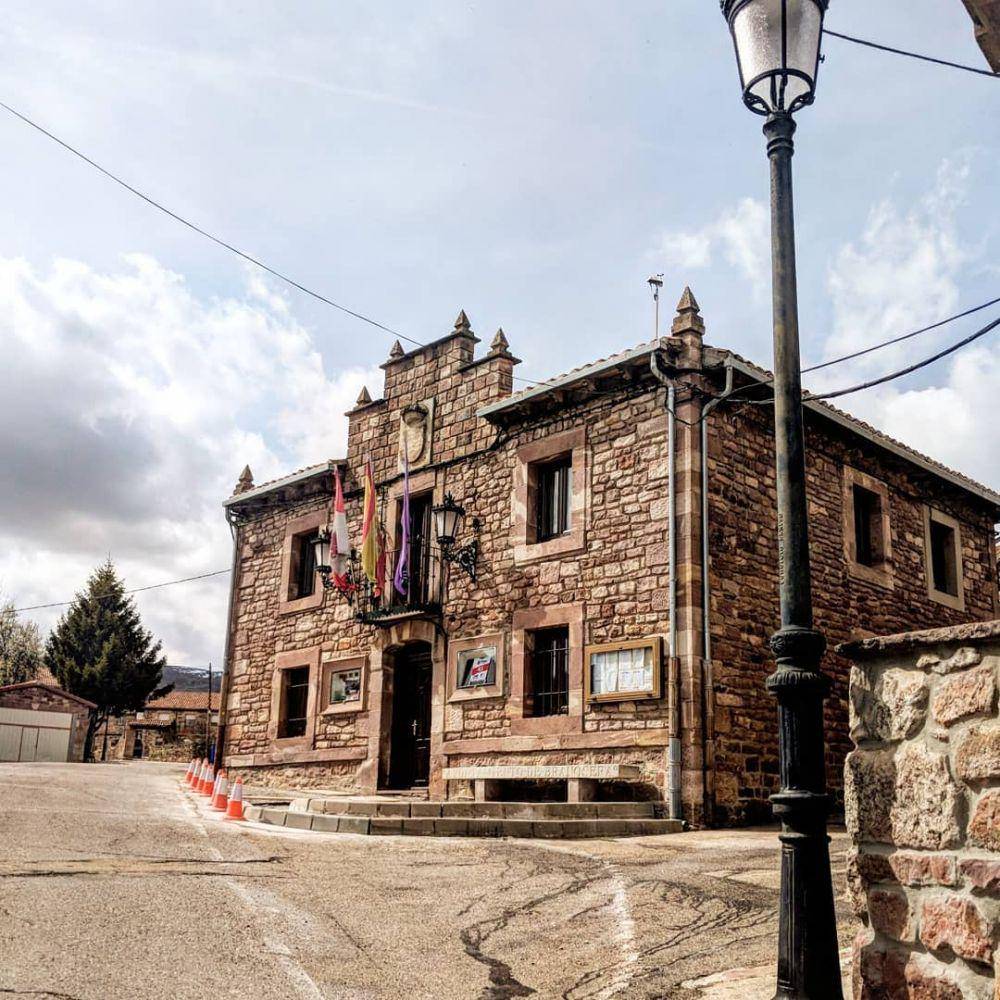 Salah satu landmark di Branosera (instagram.com/xperiencemadrid)
