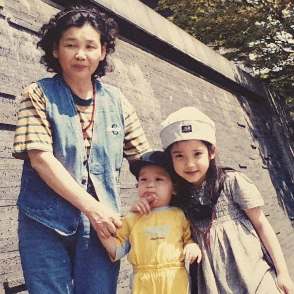 IU (instagram.com/dlwlrma)