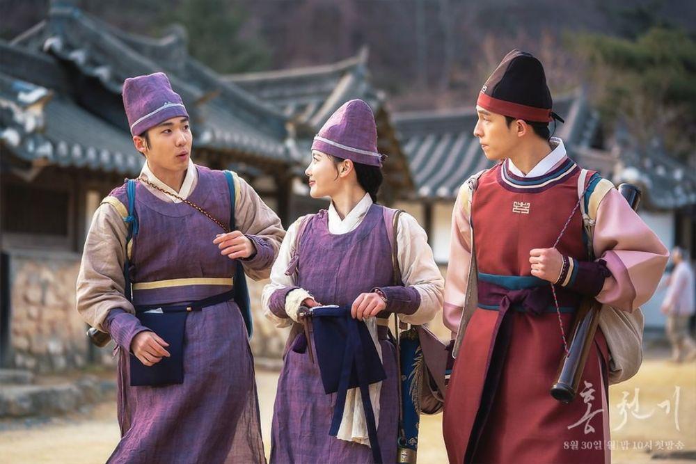 Hong Jin Gi, Kim Yoo Jung dan Hong Kyung di drama Red Sky (instagram.com/sbsdrama.official)