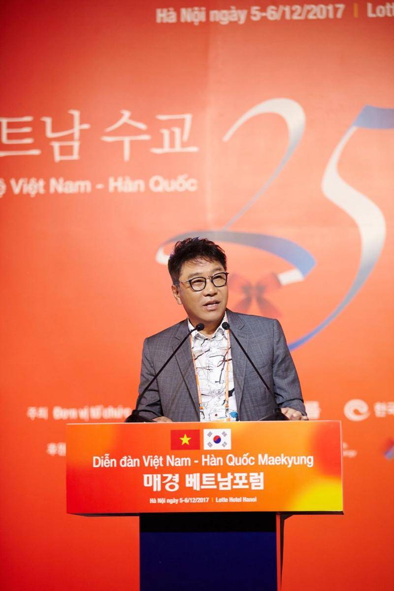 profil pendiri SM Entertainment, Lee Soo Man (Dok. theqoo.net)