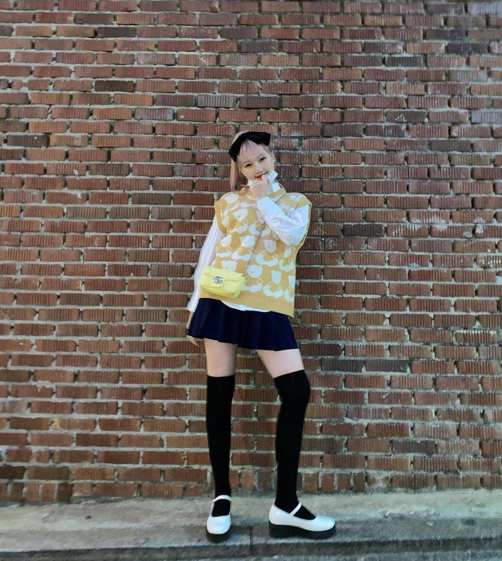 ide outfit casual look ala Yerin (Instagram.com/every_nn)