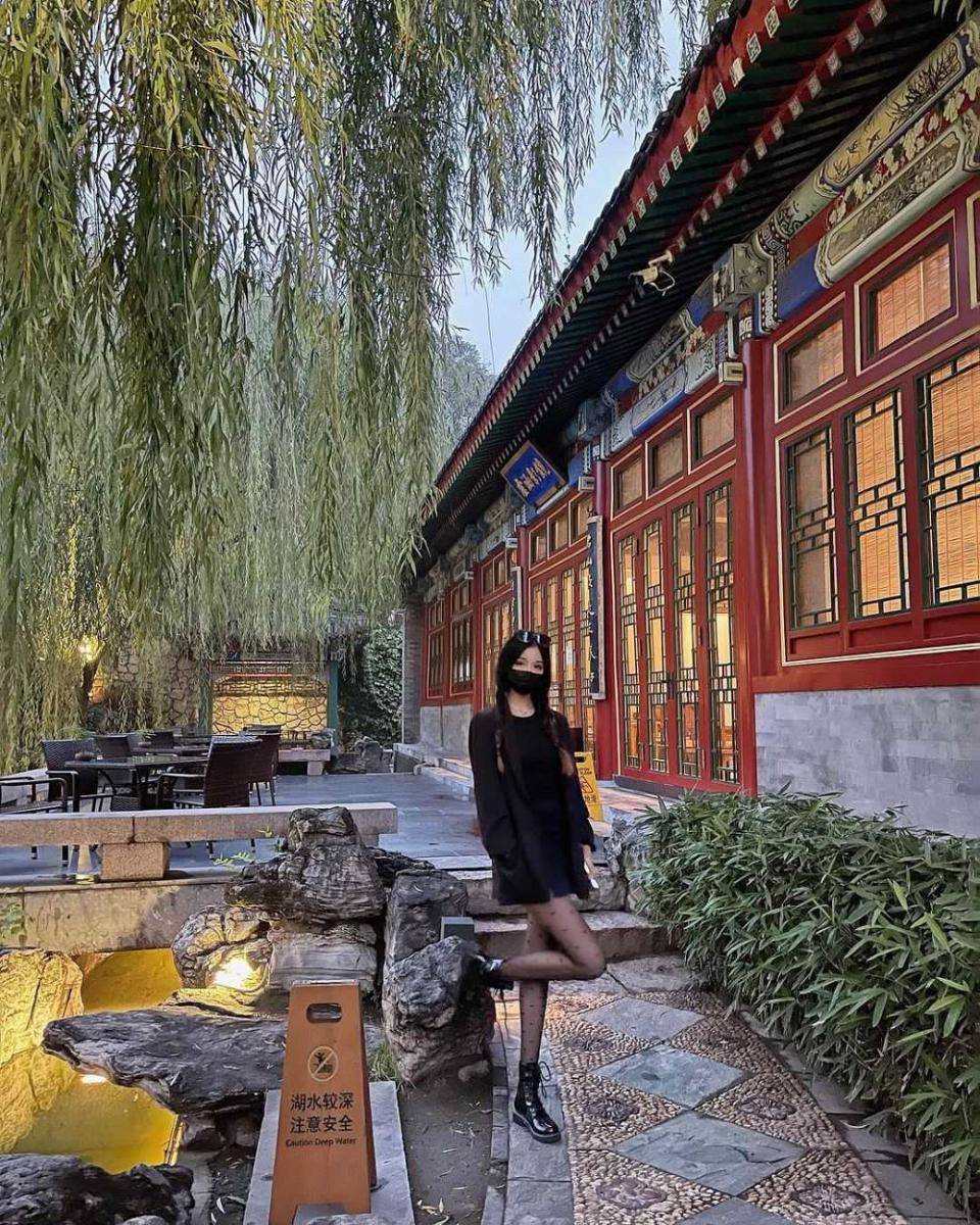 Summer Palace (instagram.com/abbeylc)