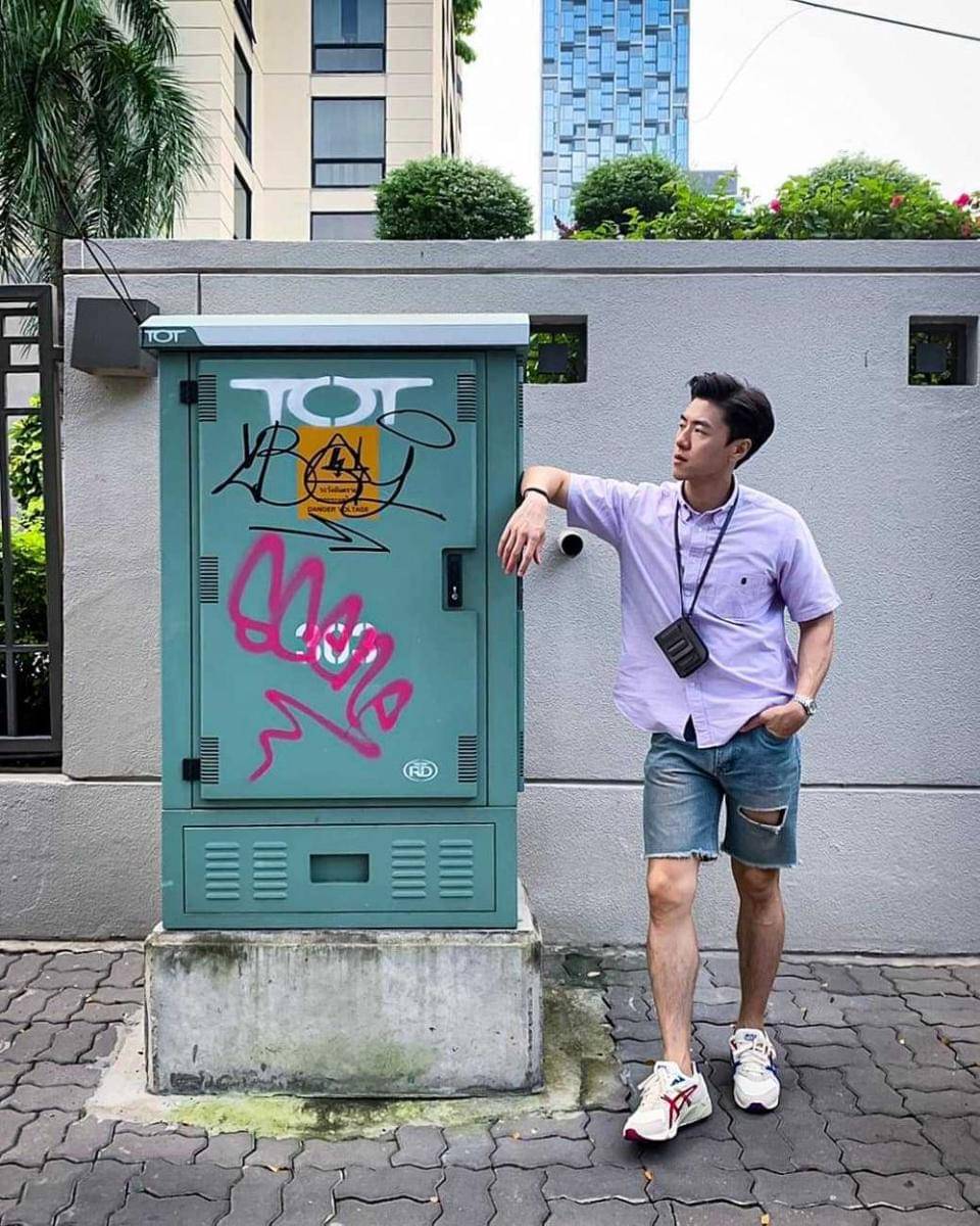 Celana pendek ala Chao Chavalit (instagram.com/chao_ctn)