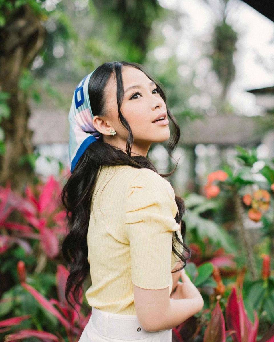 Anneth Delliecia (instagram.com/anneth.dlc)