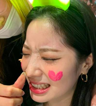 Dahyun TWICE (instagram.com/twicestagram)