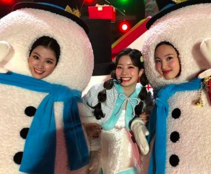Sana, Dahyun, dan Nayeon TWICE (instagram.com/twicestagram)