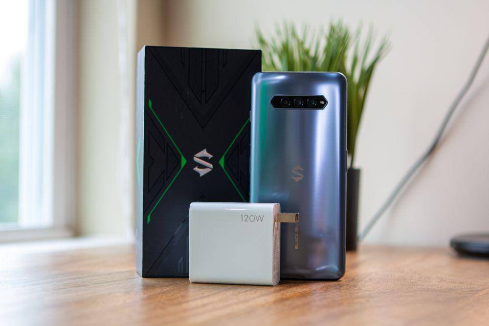 Xiaomi Black Shark 4 (phandroid.com)