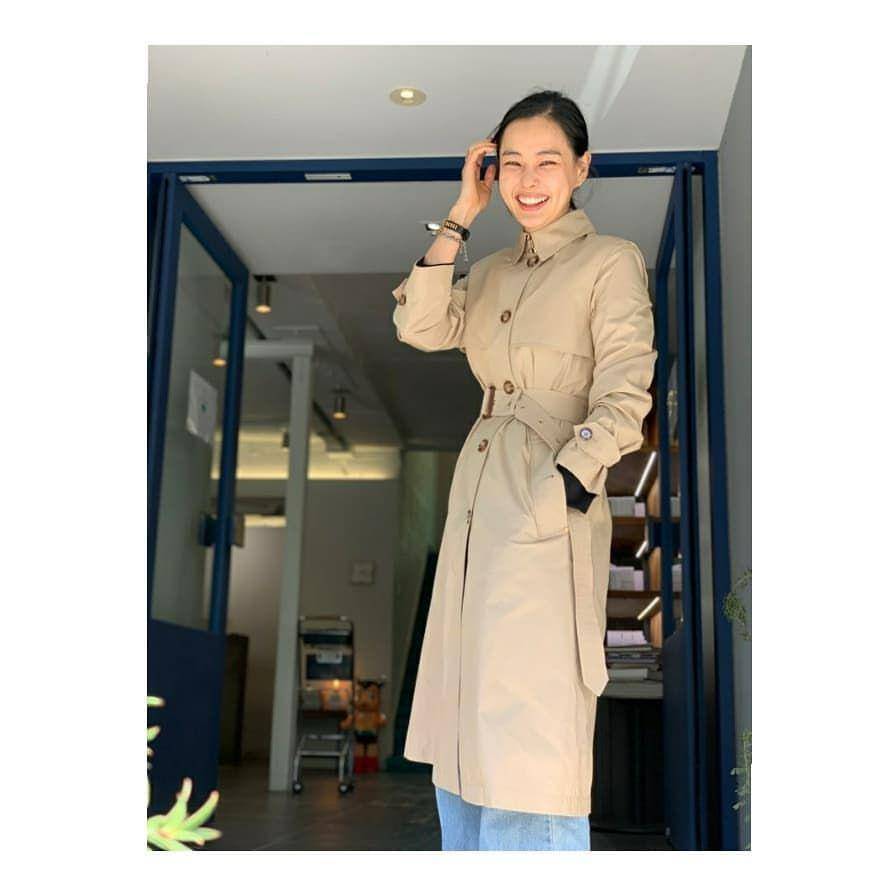 Lee Honey berpose (instagram.com/honey_lee32)