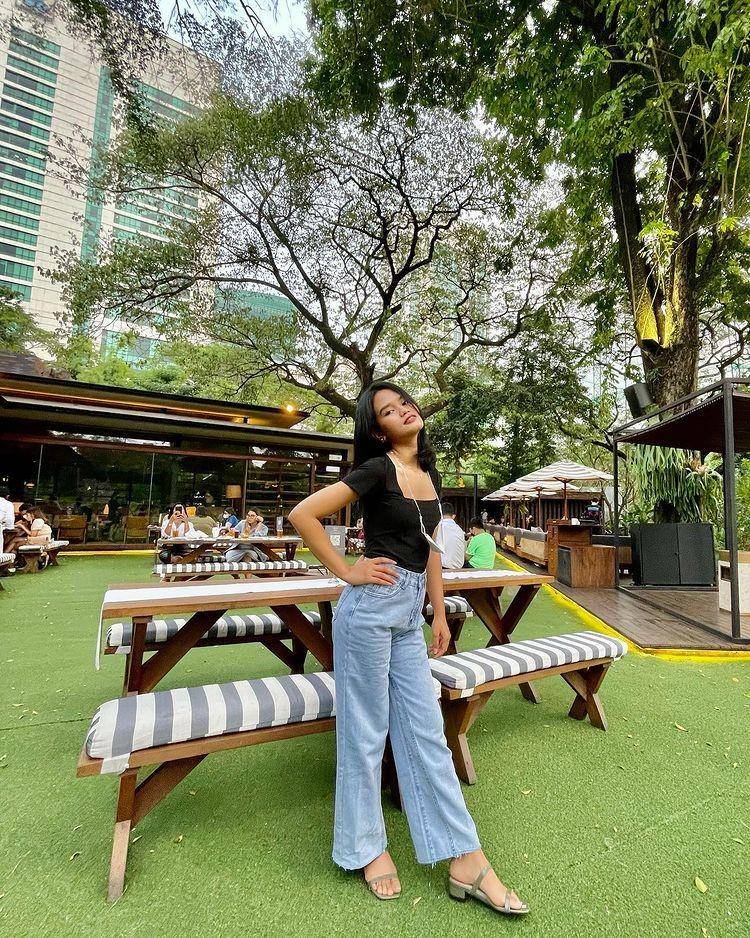 Cork & Screw Country Club Senayan (Instagram.com/abbygailjade)