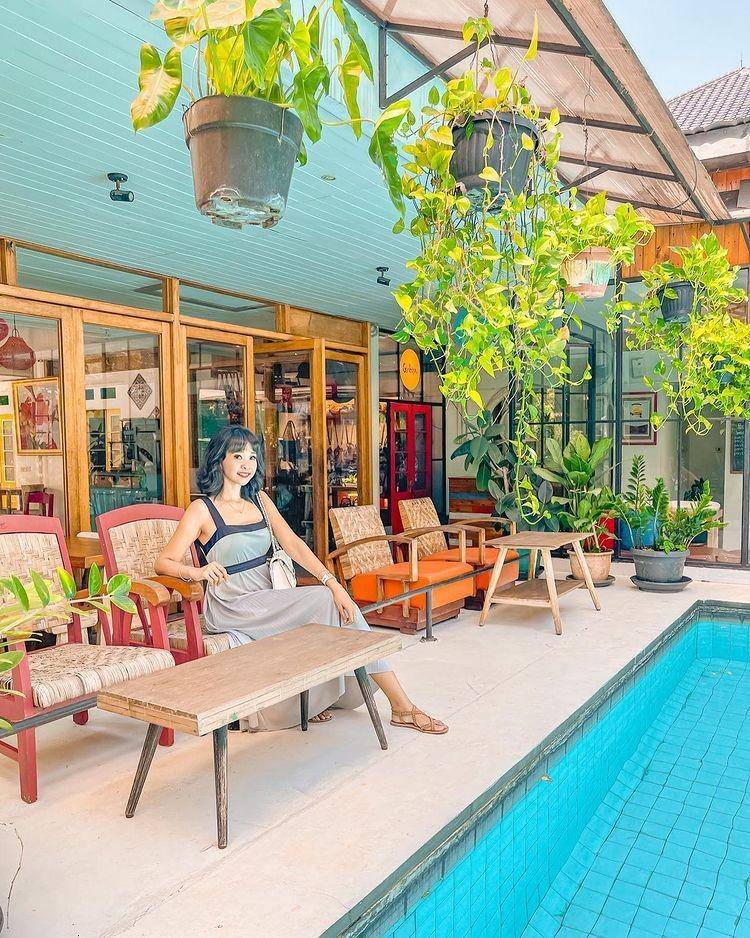 Warung HaloNiko! (Instagram.com/nda.footprints)