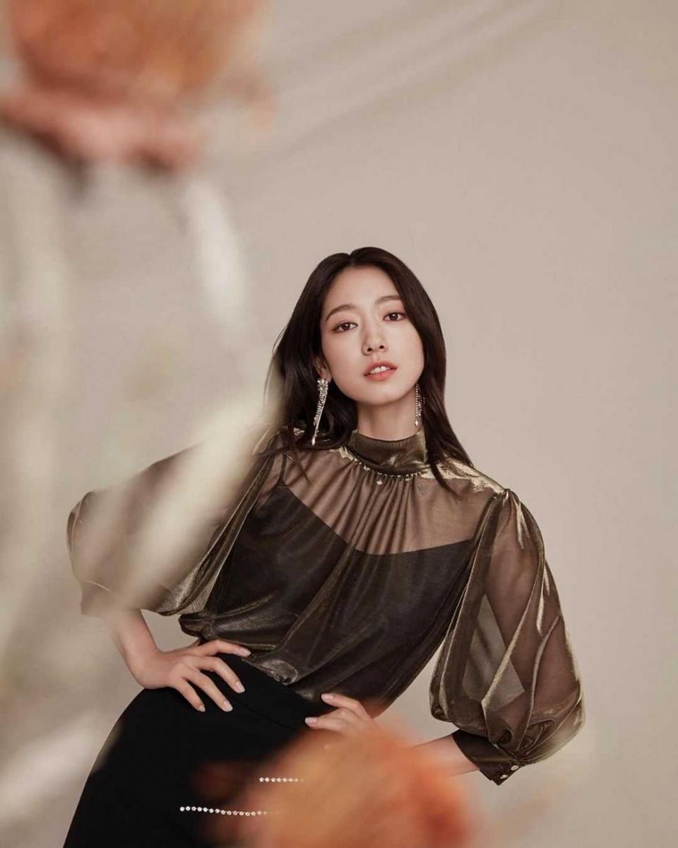 Park Shin Hye (instagram.com/ssinz7)