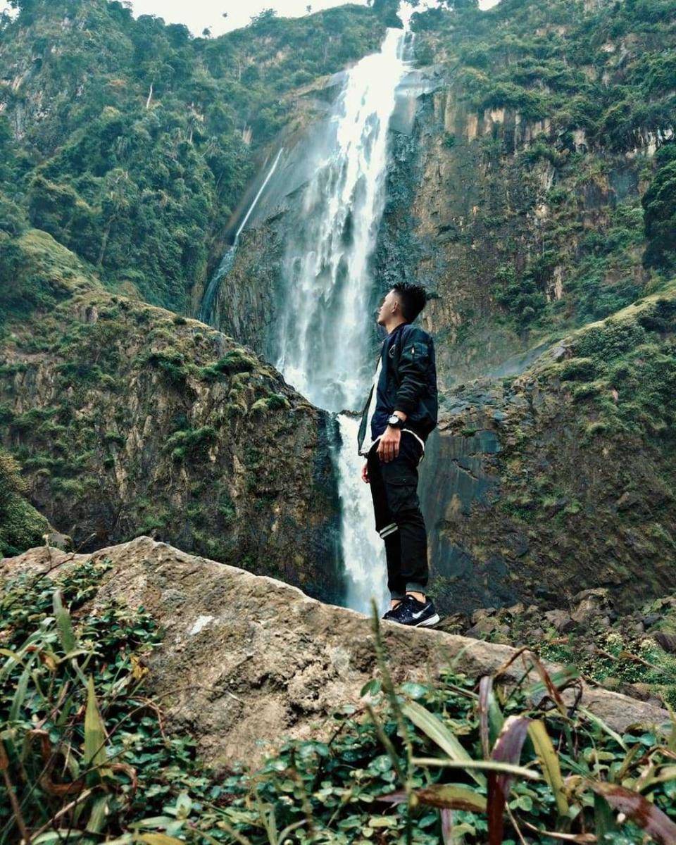 Air Terjun Sigura-gura (instagram.com/roni.pra)