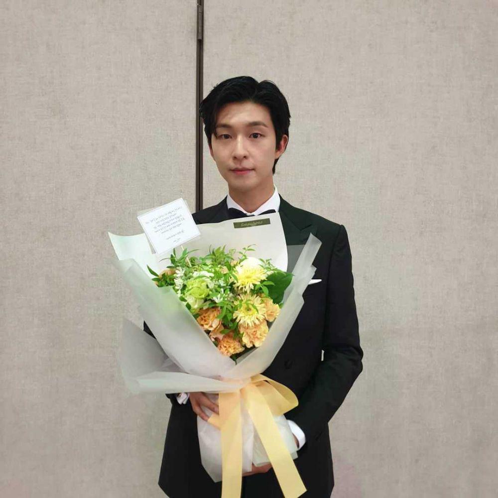 Hong Kyung (instagram.com/jwidecompany)