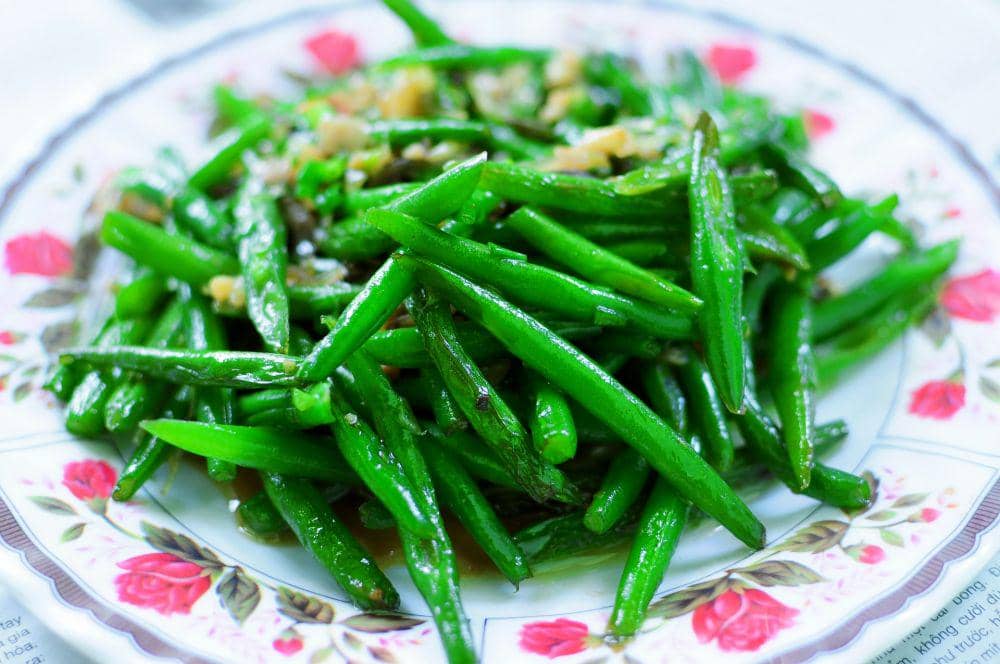 ilustrasi green bean and pearl onion (pixabay.com/Vu DOAN)