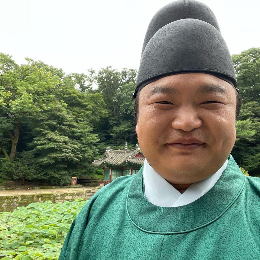 Go Gyu Pil (instagram.com/gyupil)