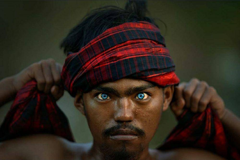 potret orang dari suku Buton bermata biru (instagram.com/geo.rock888)