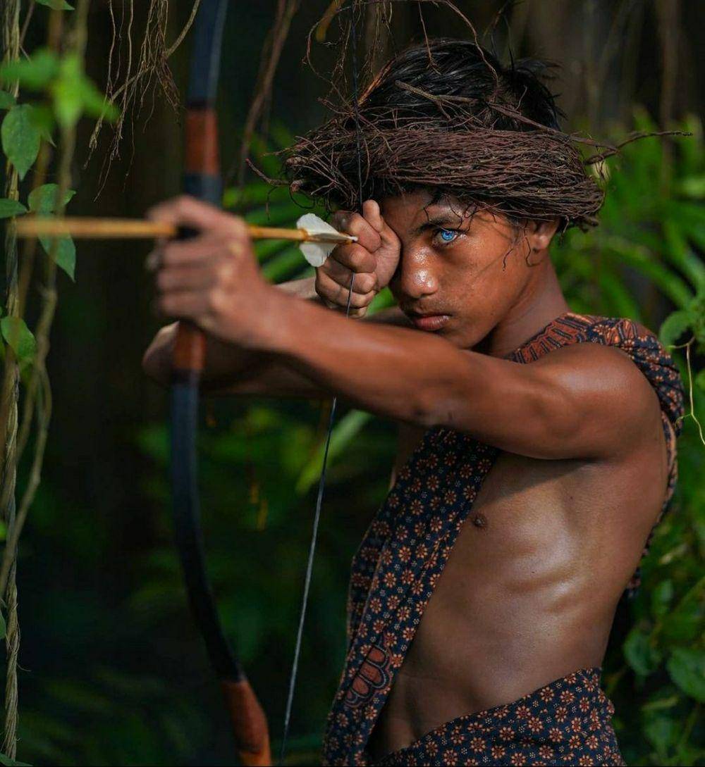 potret orang dari suku Buton bermata biru (instagram.com/geo.rock888)