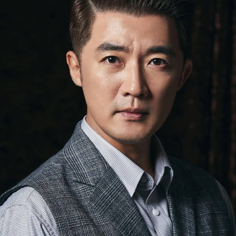 Ahn Jae Wook (instagram.com/steelajw6796)