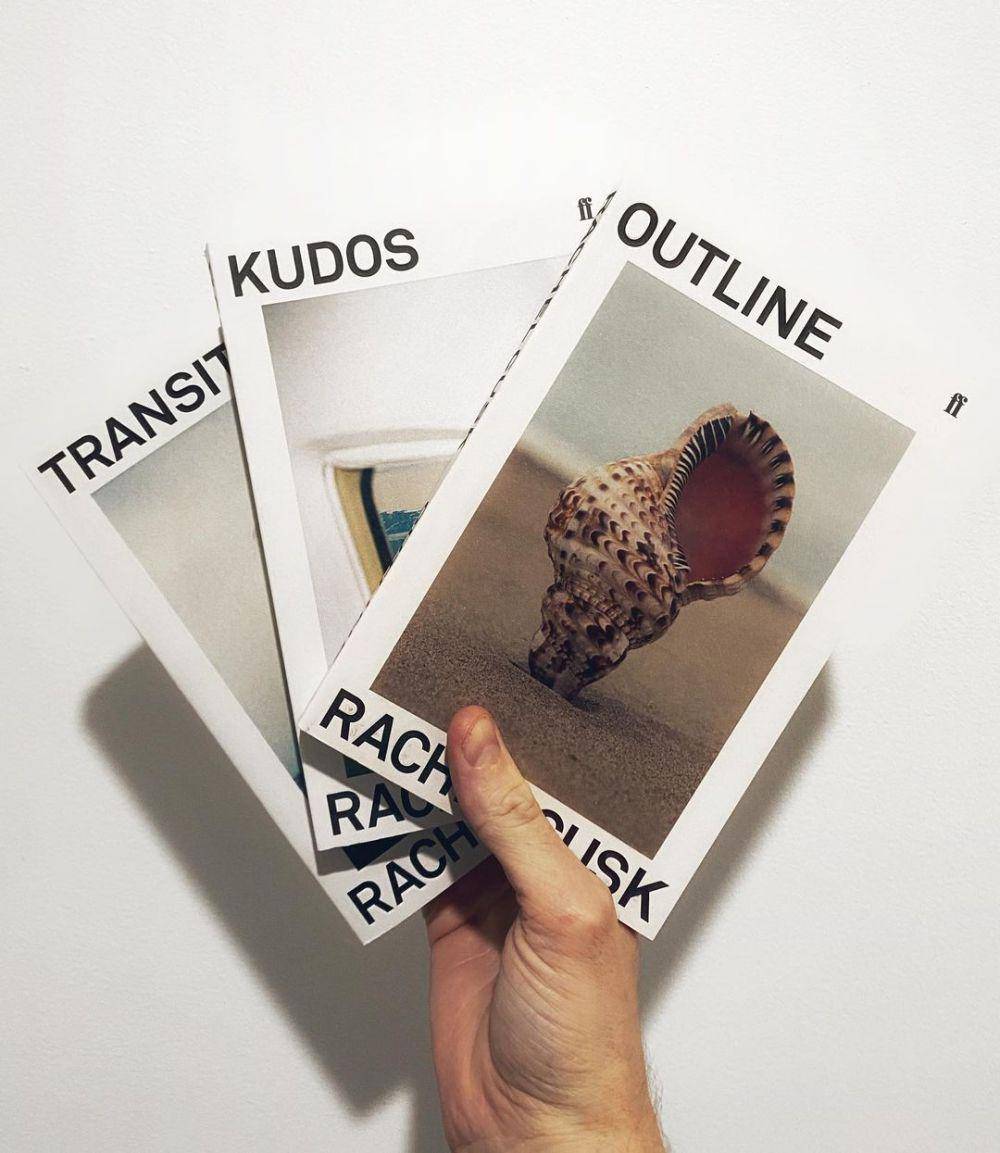 novel Outline oleh Rachel Cusk (instagram.com/wastemailinglist)