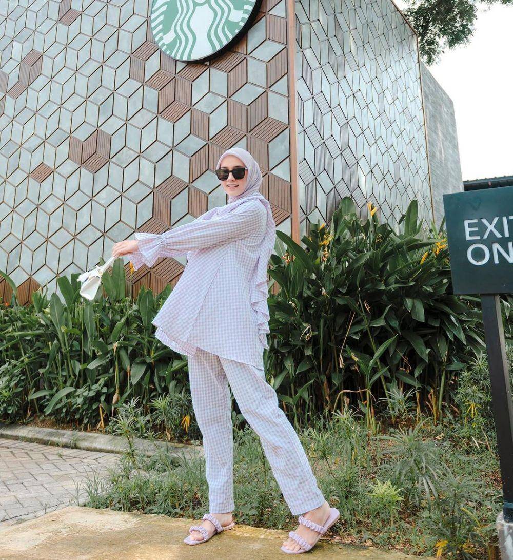Style Mega Iskanti (instagram.com/megaiskanti)