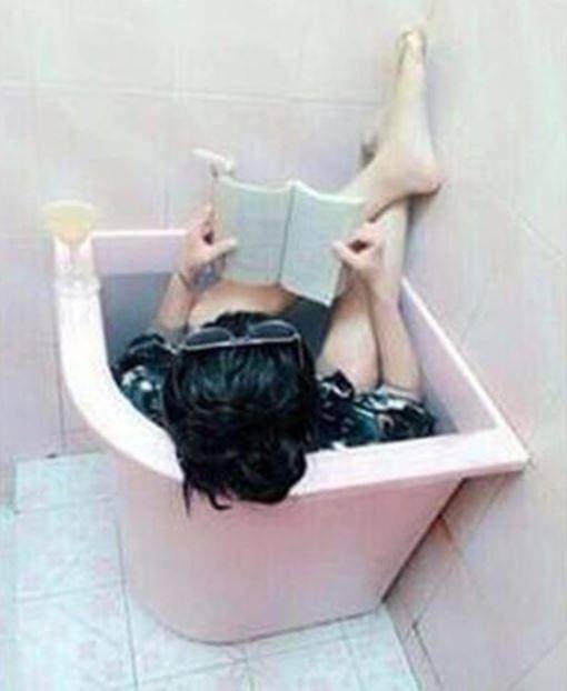 potret berendam kocak (1cak.com)