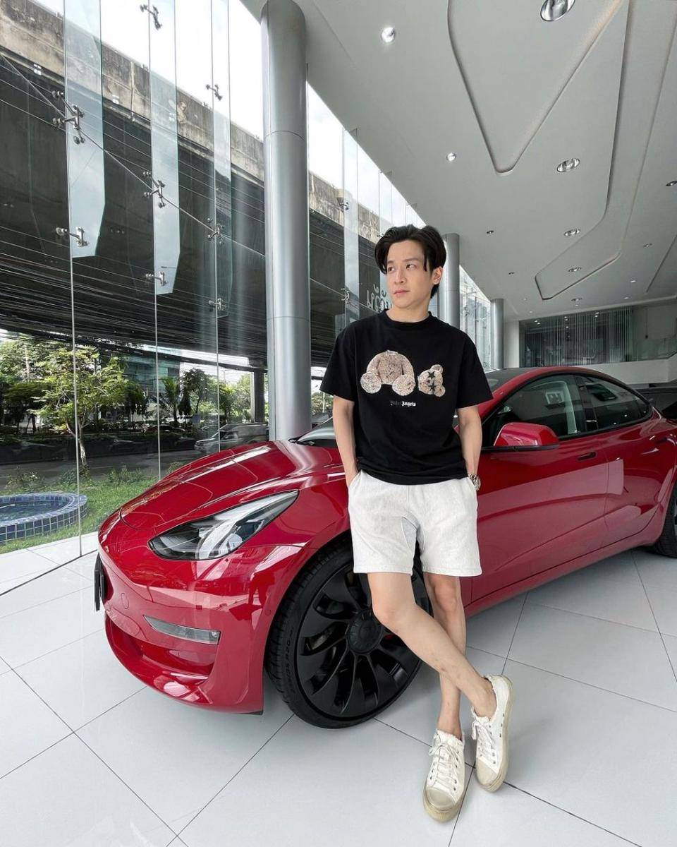 March Chutavuth (instagram.com/marchutavuth)