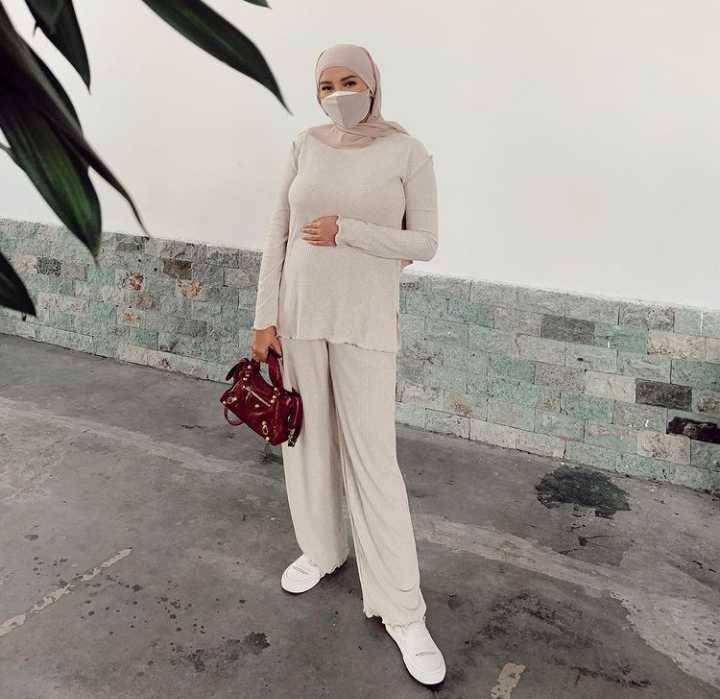 Dea Rizkita (instagram.com/dearizkita)