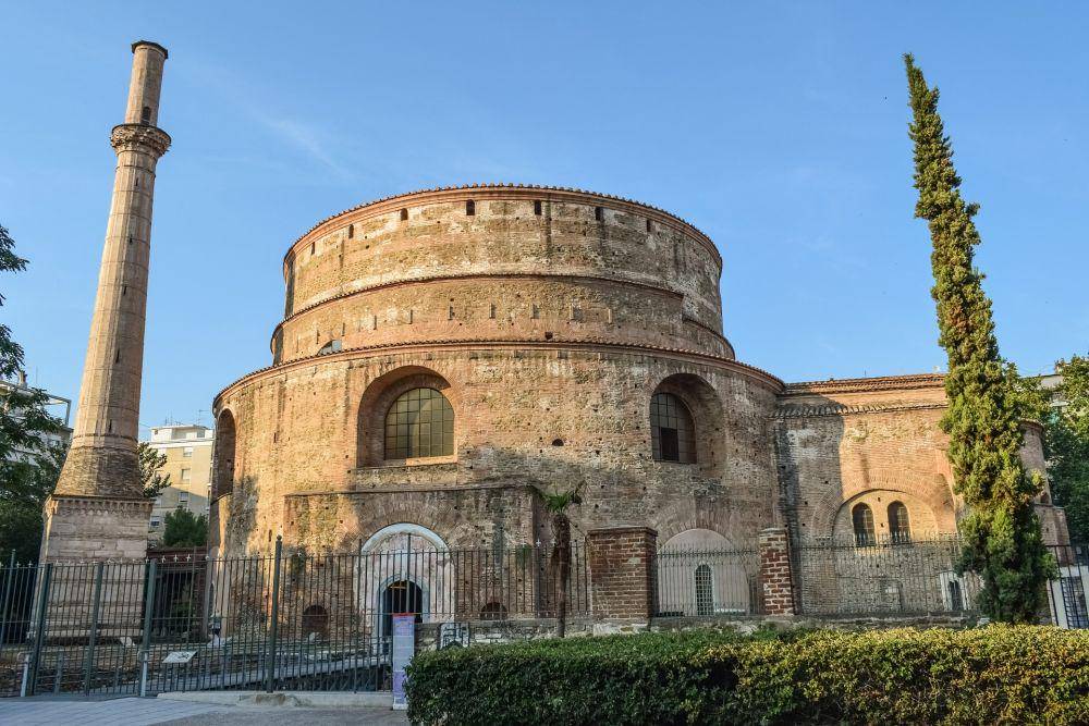 Rotunda Galerius, salah satu gereja tertua di Tesalonika (pixabay.com/dimitrisvetsikas1969)