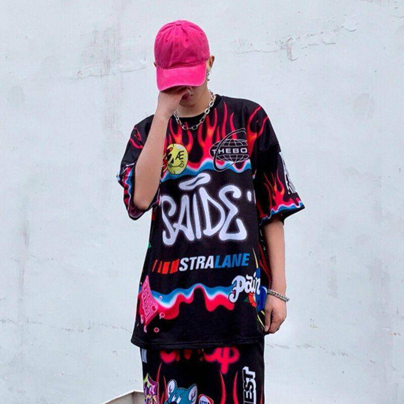 Padu padan kaus oversize (aliexpress.com)