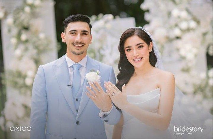 10 Momen Bahagia Pernikahan Jessica Iskandar dan Vincent Verhaag