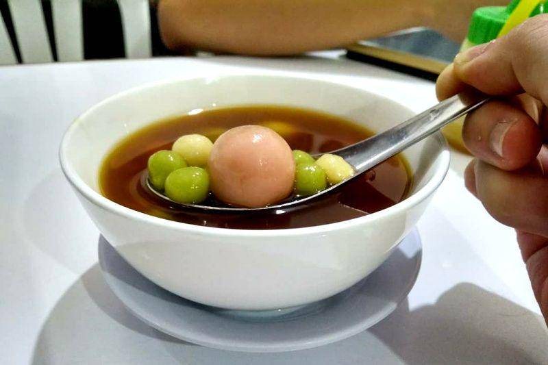 Wedang Ronde Jahe Alkateri (instagram.com/makanminumid)