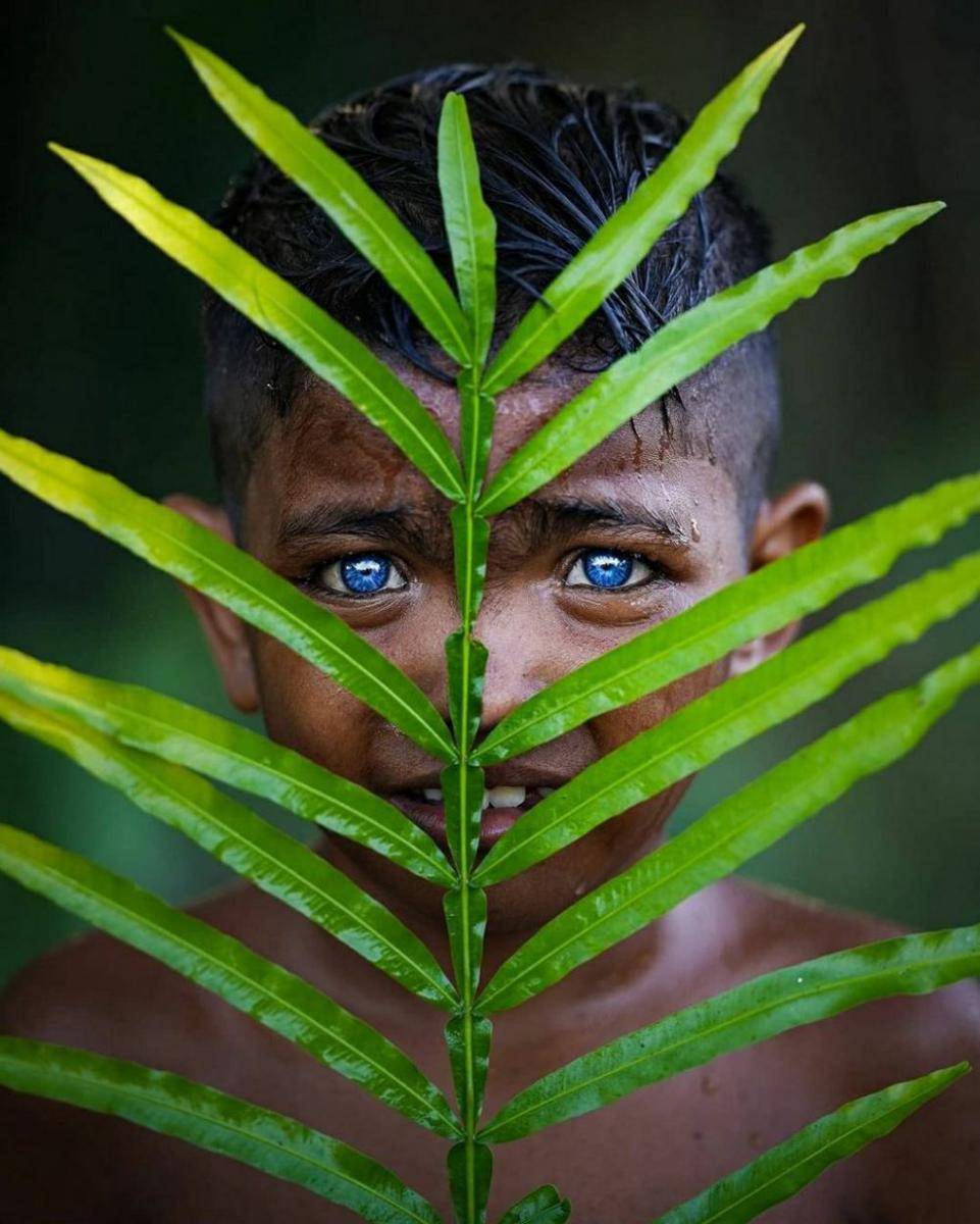 potret orang dari suku Buton bermata biru (instagram.com/geo.rock888)