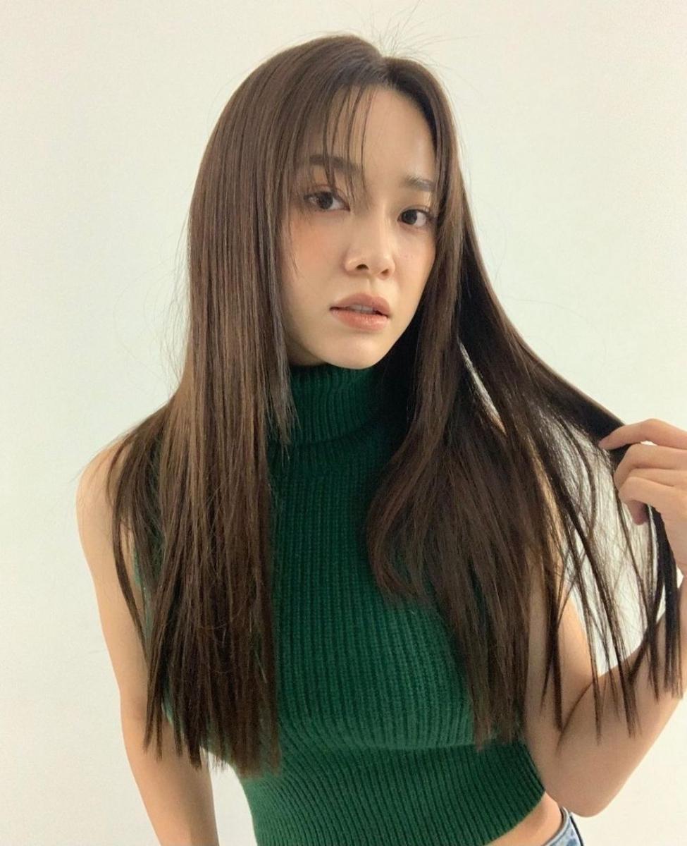 Kim Sejeong (instagram.com/clean_0828)