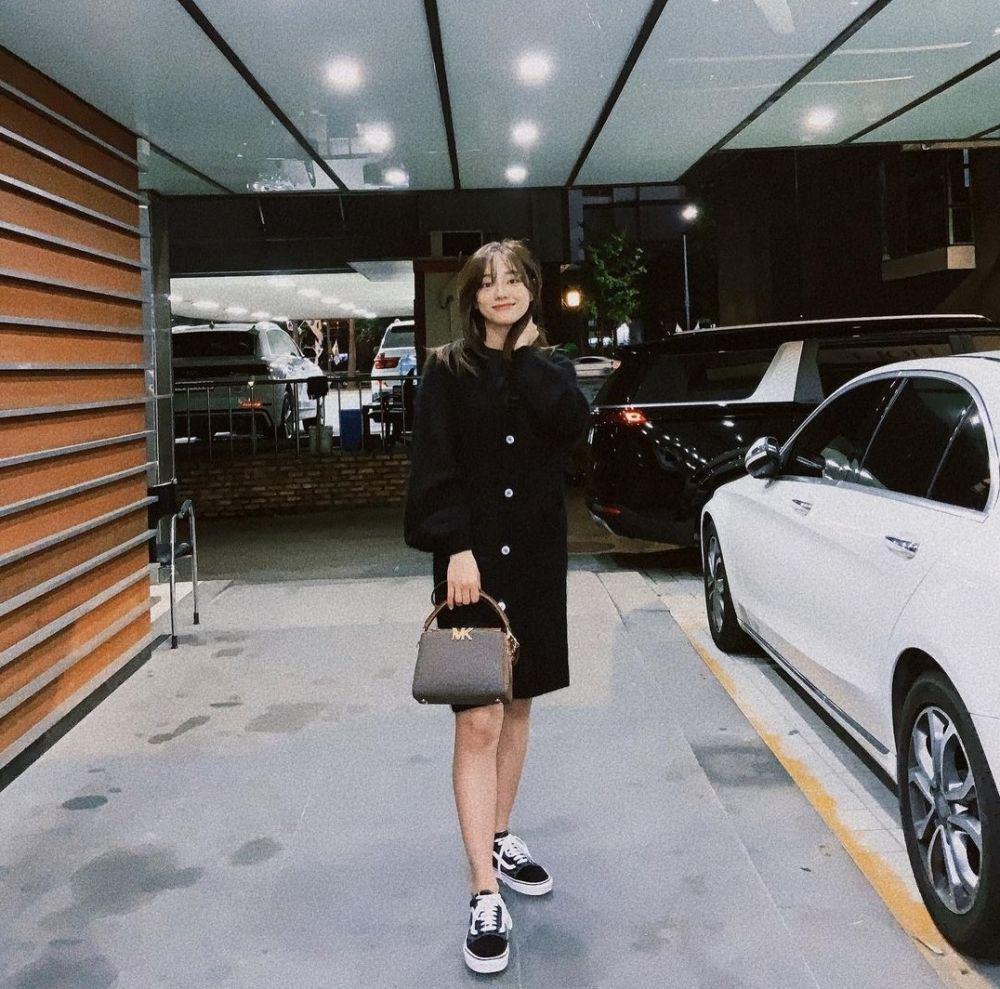 Kim Sejeong (instagram.com/clean_0828)