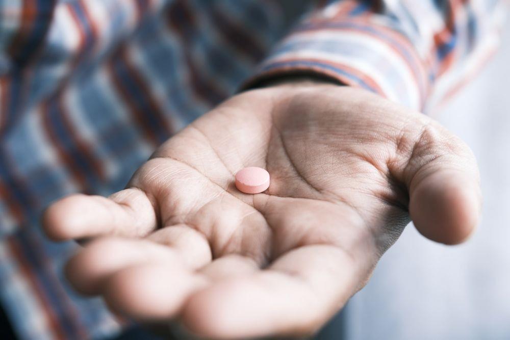 Prednisone: Manfaat, Dosis, Interaksi, Efek Samping