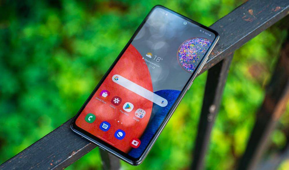 ilustrasi Samsung Galaxy A52s 5G (houstonianonline.com)