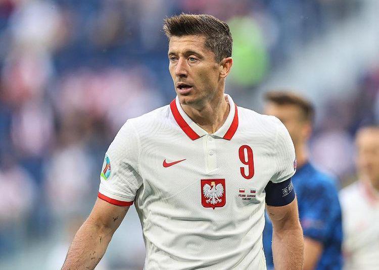 Robert Lewandowski (instagram.com/_rl9)