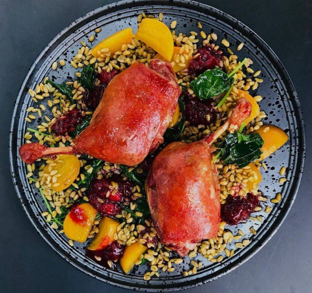 confit de canard (instagram.com/justaddbazil)