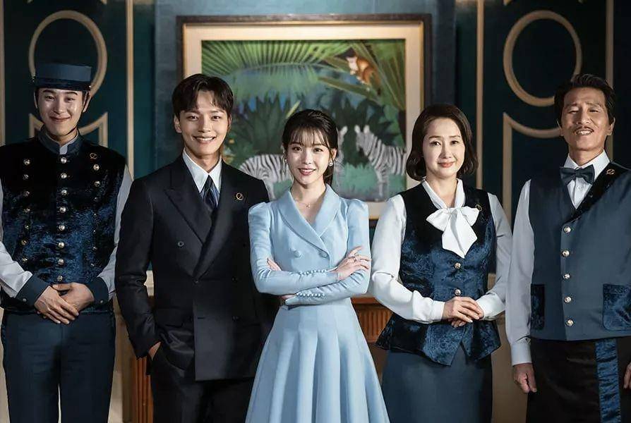 Para pemeran drama Hotel del Luna (dok. tvN/Hotel del Luna)