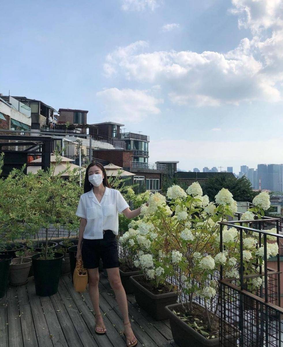 Outfit Han Sun Hwa (instagram.com/shh_daily)