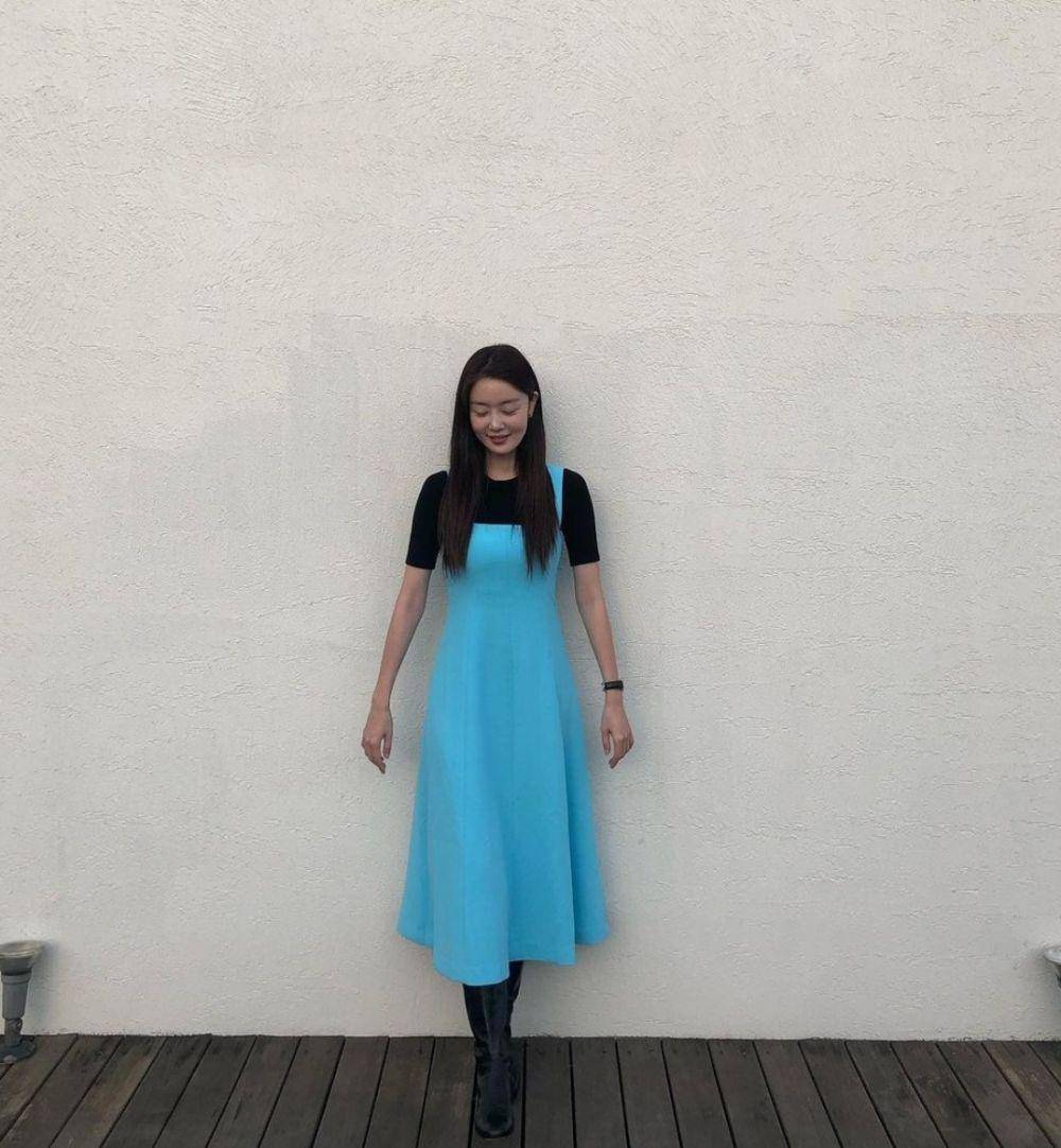 Outfit Han Sun Hwa (instagram.com/shh_daily)