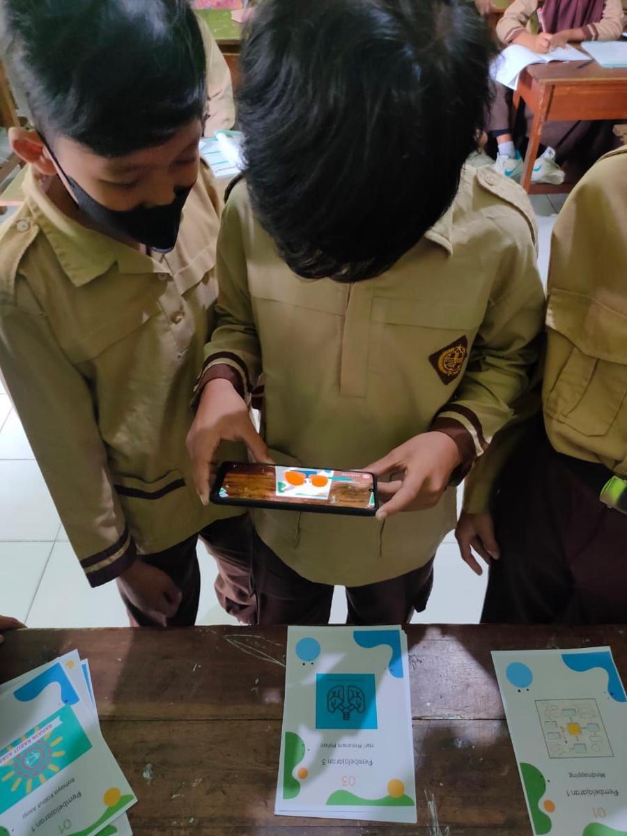 Mahasiswa UNY Kembangkan Aplikasi AR Bantu Siswa Belajar