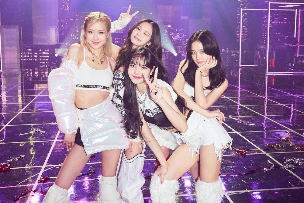 BLACKPINK (instagram.com/blackpinkofficial)
