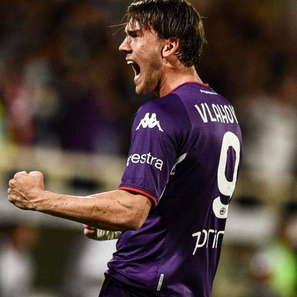 Dusan Vlahovic mengekspresikan dirinya di lapangan bersama Fiorentina. (instagram.com/vlahovicdusan)