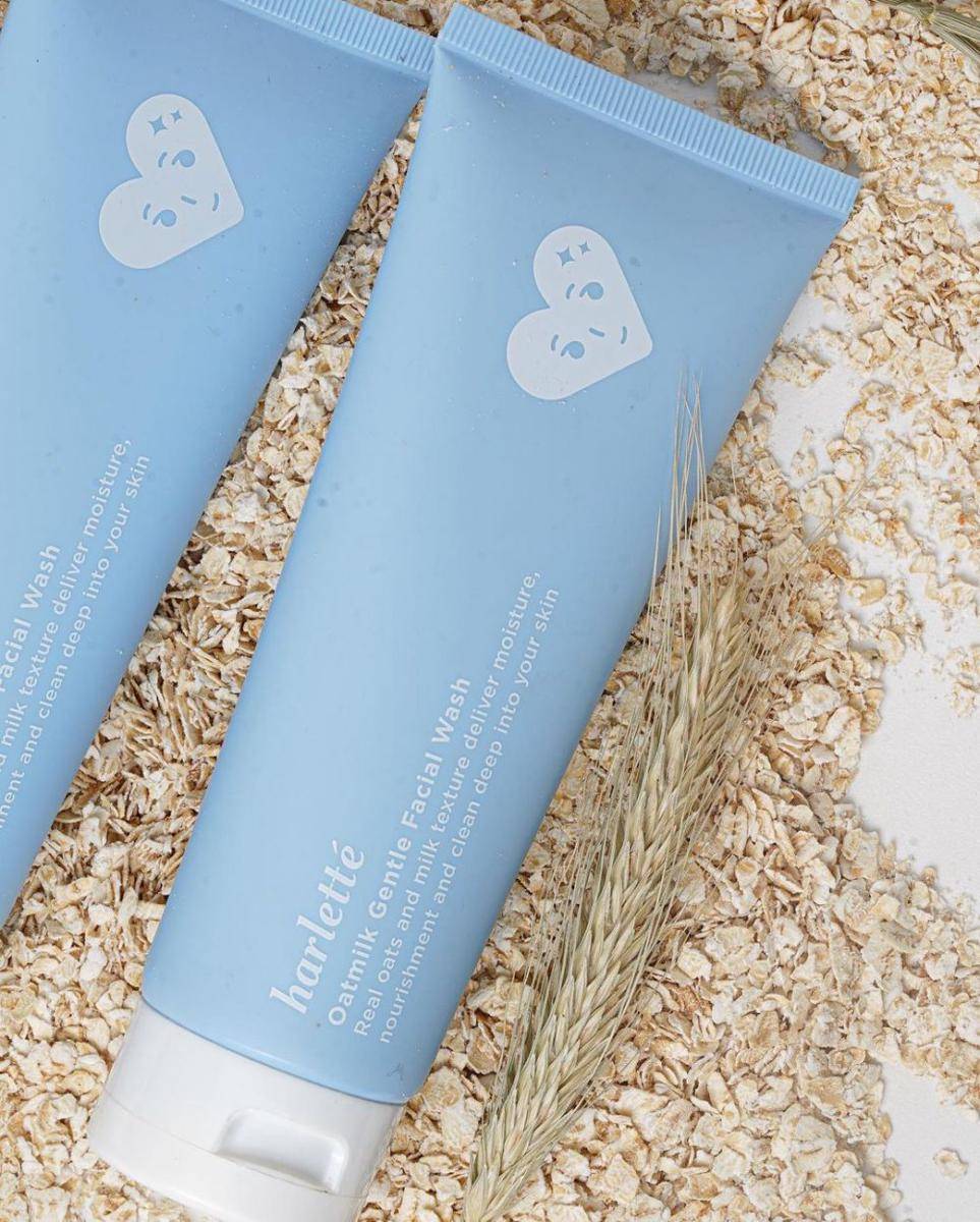 Harlette Oatmilk Gentle Facial Wash (instagram.com/harlettebeauty)