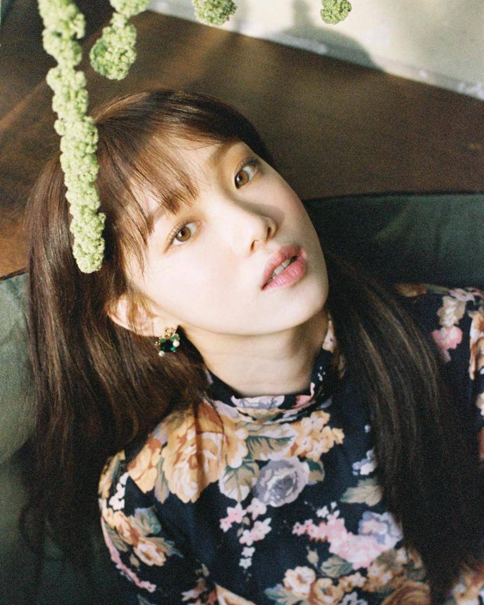 Lee Sung Kyung (instagram.com/heybiblee)