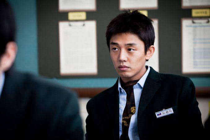 Yoo Ah In sebagai Do Wan Deuk di Punch (dok. CJ EM Pictures/Punch)